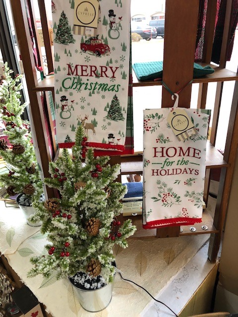 home and beyond christmas tree