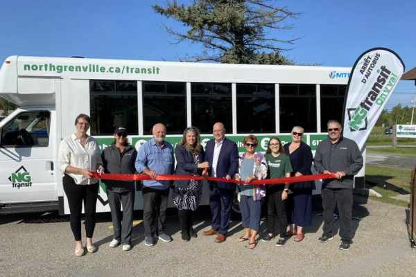 NGtransit New Commuter bus ribbon cutting