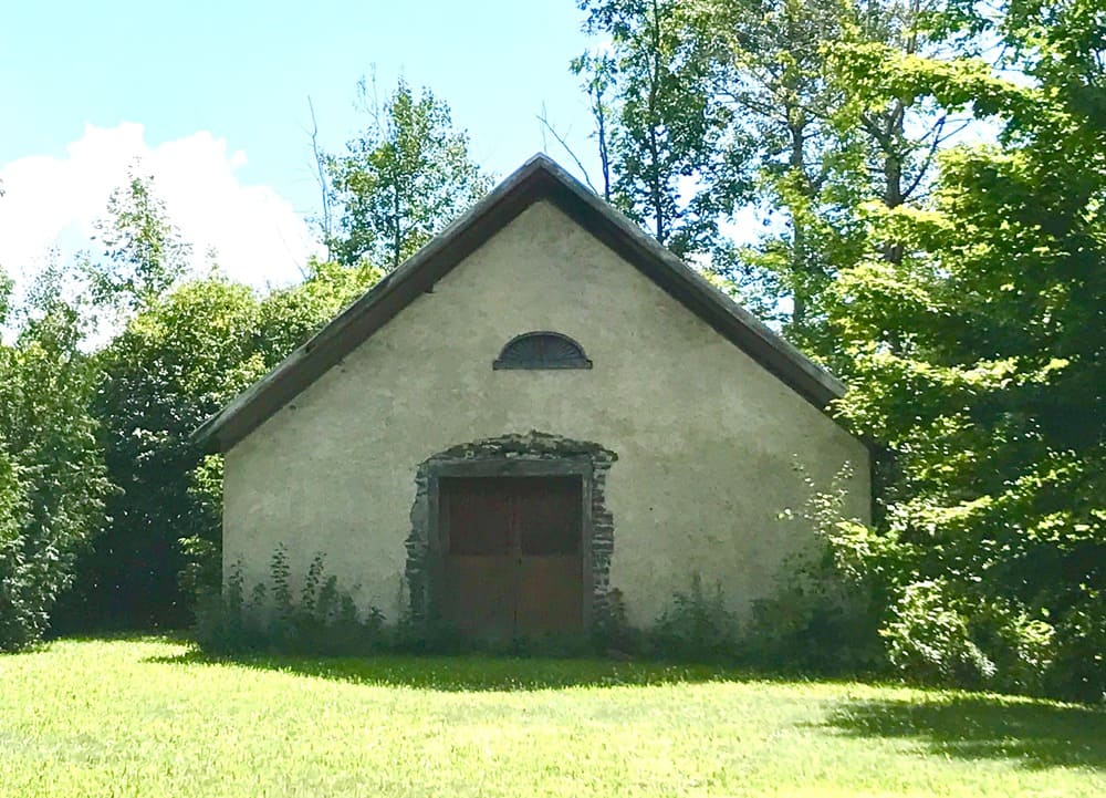 10 original stone schoolhouse 23 mill st